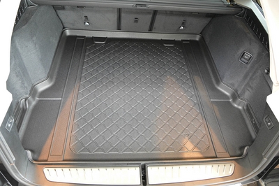 Bmw touring deals boot liner